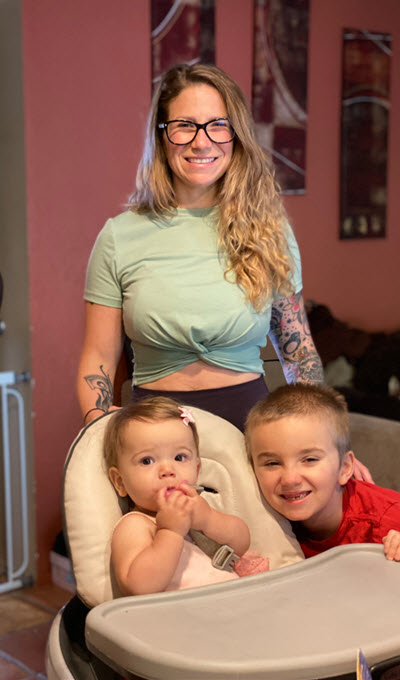 Erin Gomes With Her Children